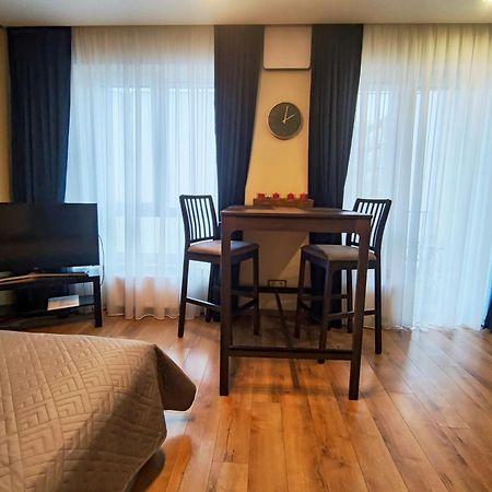 Apartments Franny'S Bees Vilnius Exterior photo